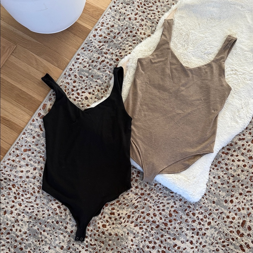 American Eagle Black and Tan Bodysuits
